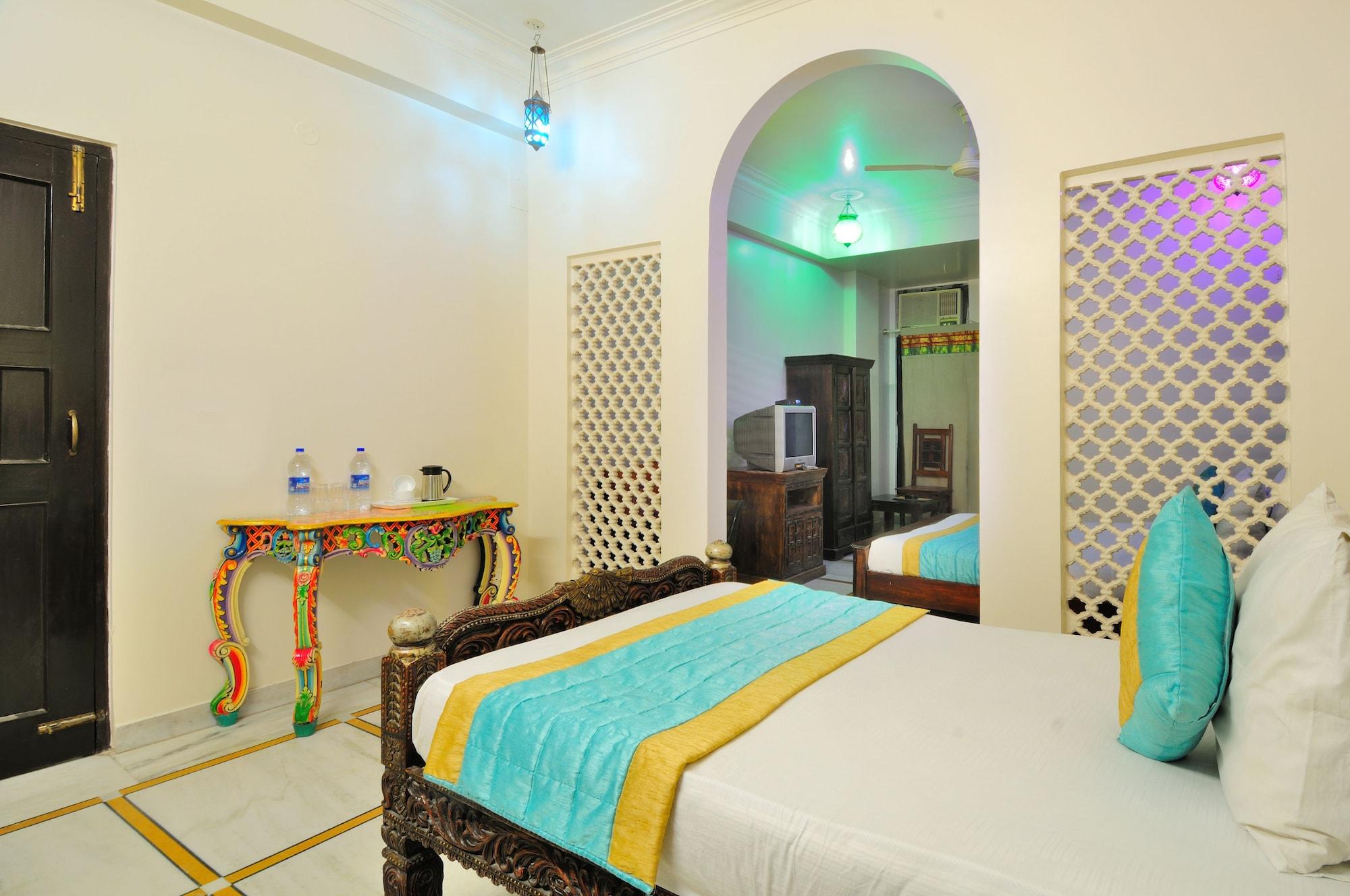 Staybook-Jyoti Mahal A Heritage Hotel New Delhi Buitenkant foto