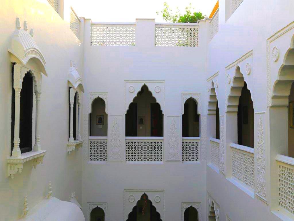 Staybook-Jyoti Mahal A Heritage Hotel New Delhi Buitenkant foto
